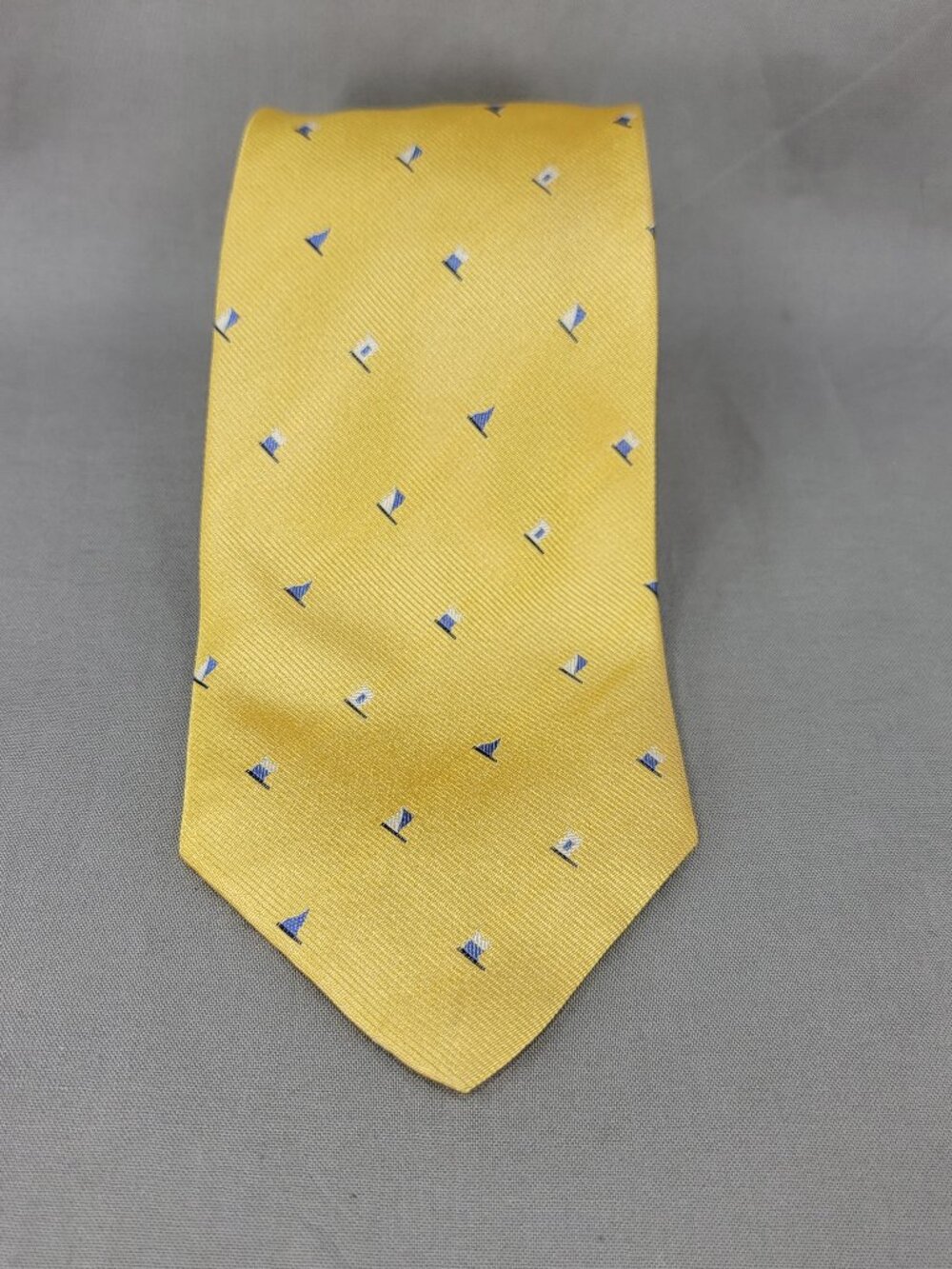 J Crew Necktie Tie Mens Yellow Blue White Silk Flag Print Italy